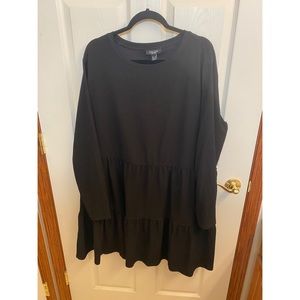 Long sleeve black dress!